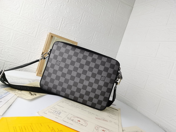 ルイヴィトンバッグ細部ディテール